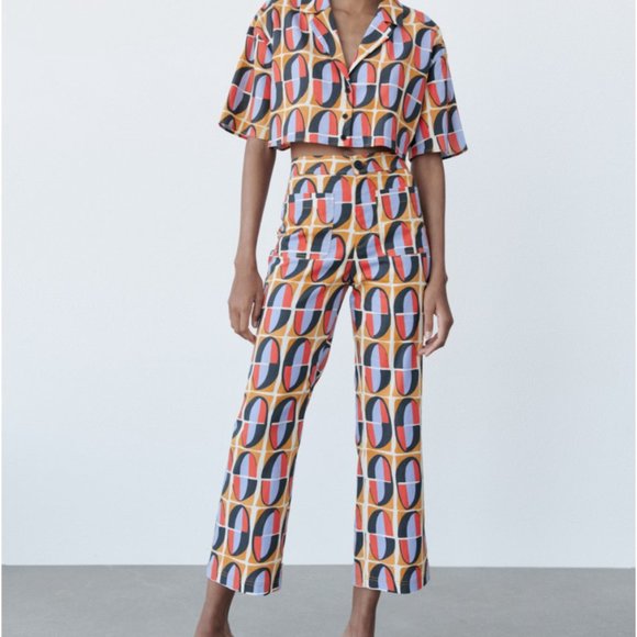 Zara Pants - Zara Straight Cut Printed Pants Ocher S